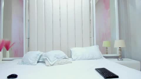 Snapshot of arietta_skinny chatting on 02.28.26 Arietta online show from 02.28.26