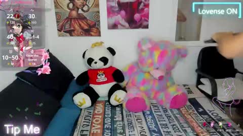 Snapshot of arii_scorpion chatting on 09.22.25 Ariana Forero ---- independet model online show from 09.22.25