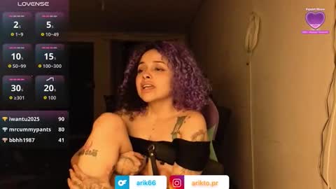 Snapshot of arikatorres chatting on 09.25.25 Arin online show from 09.25.25