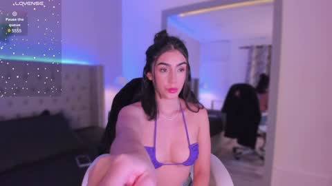 Snapshot of arikohler chatting on 12.16.24 AriKohler online show from 12.16.24