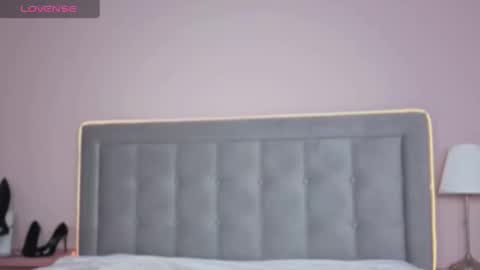 arimilas online show from 12.15.25