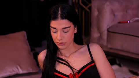 Snapshot of arinarhodes chatting on 01.11.26 Arina online show from 01.11.26