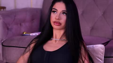 Snapshot of arinarhodes chatting on 02.05.26 Arina online show from 02.05.26