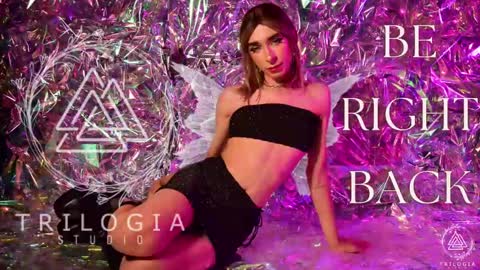   Nice to meet you  thumb up me please its important I  LOOK MY BIO DOWN online show from 12.23.24