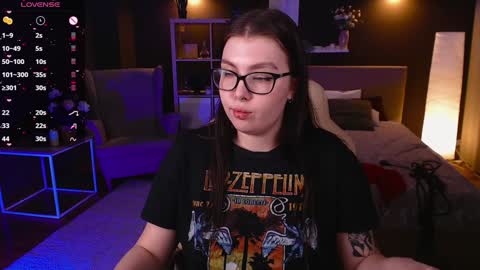 Astrid online show from 02.06.25