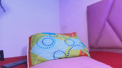 Arleth  online show from 10.16.25