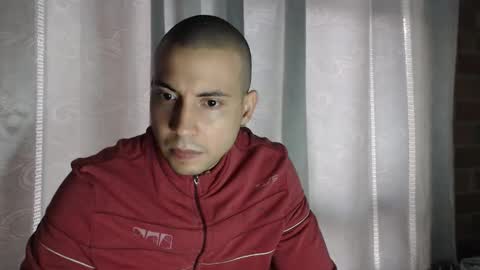 Snapshot of armando_2002 chatting on 11.16.25 ARMANDO online show from 11.16.25