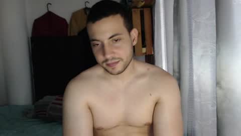 Snapshot of armando_2002 chatting on 07.18.26 ARMANDO online show from 07.18.26