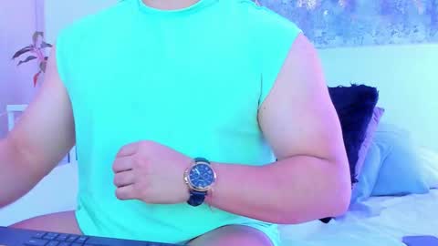   online show from 09.22.25