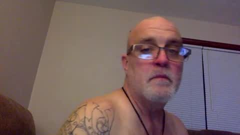 Snapshot of armyguy5311 chatting on 06.09.26 armyguy5311 online show from 06.09.26