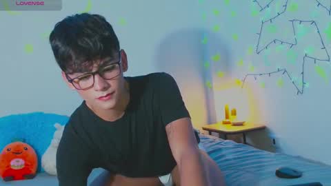 Snapshot of arnold_laurent chatting on 01.16.25 Arnold online show from 01.16.25