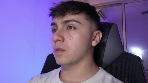 aron__cooper online show from 10.19.25