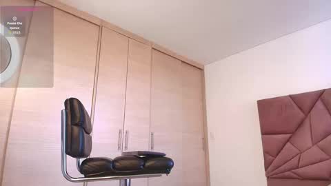 ARON BOLT online show from 09.23.25