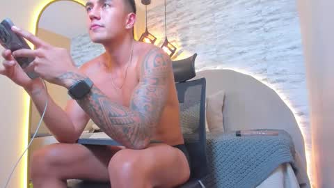 ARON BOLT online show from 11.29.25