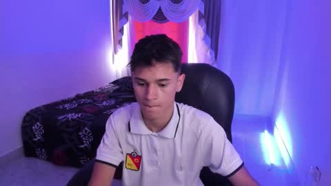 Aaron online show from 12.18.25