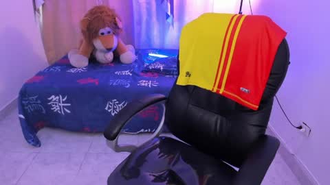 Aaron online show from 04.10.26