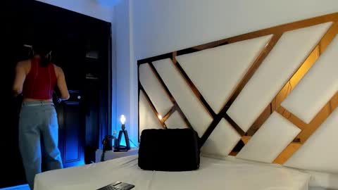 Aron cruz  online show from 03.30.26