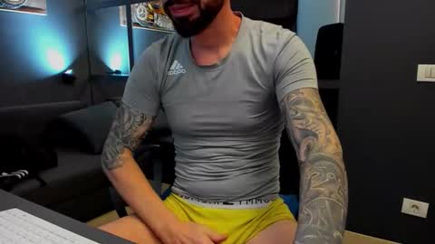 AronGrant online show from 02.06.26