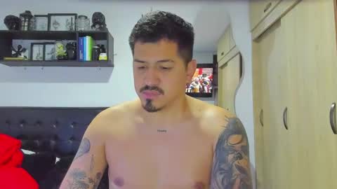 Snapshot of aronwilliams69 chatting on 02.21.26 ARON Independent model online show from 02.21.26