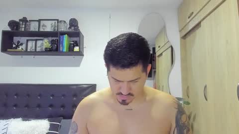 Snapshot of aronwilliams69 chatting on 03.17.26 ARON Independent model online show from 03.17.26