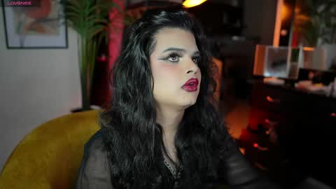 Chloe  online show from 12.15.24