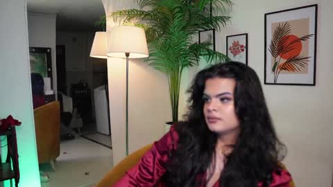 Chloe  online show from 01.30.25