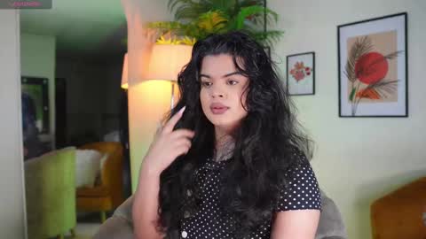 Chloe  online show from 03.01.25