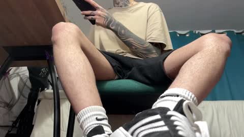 Snapshot of arteemiis chatting on 12.18.24 online show from 12.18.24