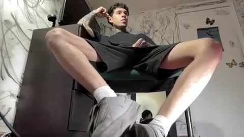 Snapshot of arteemiis chatting on 01.22.25 online show from 01.22.25