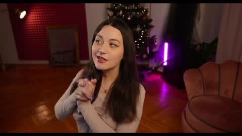 Snapshot of artegirlx chatting on 01.18.25 Maya online show from 01.18.25