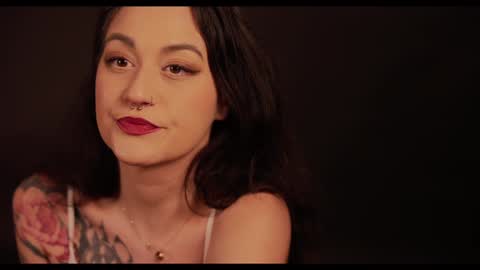 Snapshot of artegirlx chatting on 01.31.25 Maya online show from 01.31.25