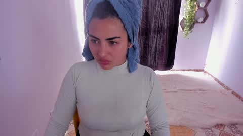 Snapshot of artemis_020 chatting on 12.31.24 FENIX online show from 12.31.24