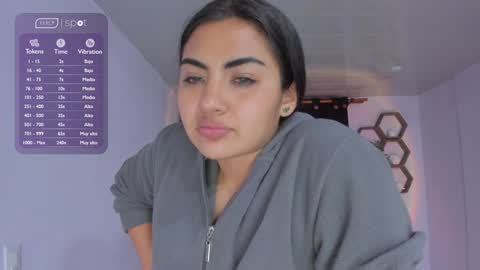 Snapshot of artemis_020 chatting on 01.09.25 FENIX online show from 01.09.25