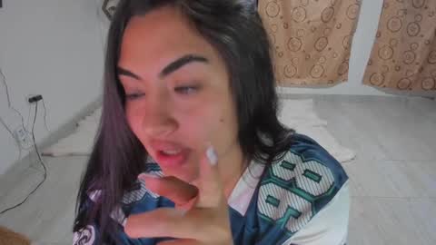 Snapshot of artemis_020 chatting on 03.07.25 FENIX online show from 03.07.25