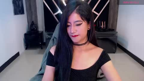 Snapshot of artemisa_ch1 chatting on 09.25.25 ARTEMISA online show from 09.25.25