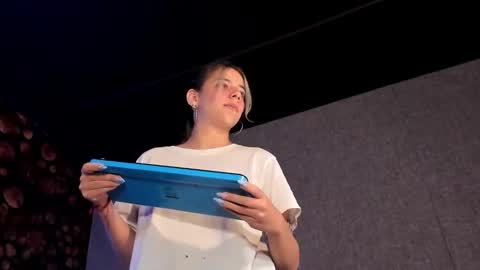 Snapshot of artemisablake chatting on 03.11.25 artemisablake online show from 03.11.25