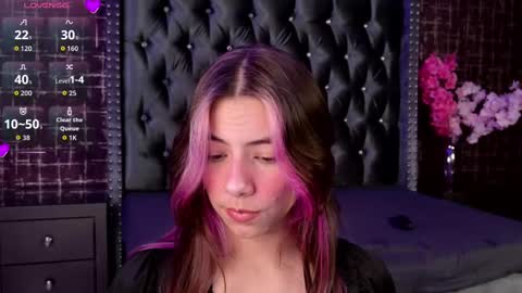 Snapshot of artemisablake chatting on 10.02.25 artemisablake online show from 10.02.25