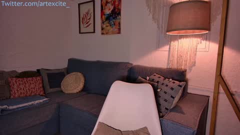 Snapshot of artexcite_ chatting on 12.14.24 Lina online show from 12.14.24