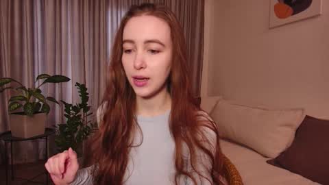 Snapshot of artexcite_ chatting on 10.21.25 Lina online show from 10.21.25