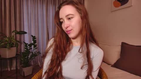 Snapshot of artexcite_ chatting on 10.25.25 Lina online show from 10.25.25