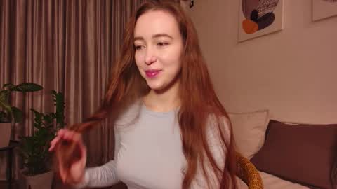 Snapshot of artexcite_ chatting on 11.02.25 Lina online show from 11.02.25