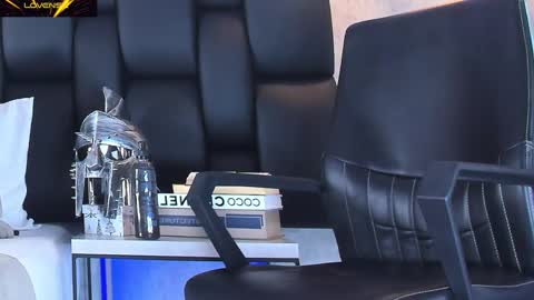 Snapshot of arthurlam chatting on 02.28.25 Arthur online show from 02.28.25