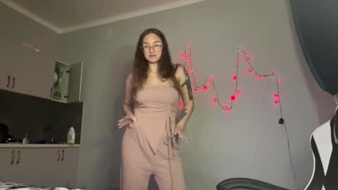 Snapshot of arthurmomaya chatting on 02.24.26 Mia online show from 02.24.26