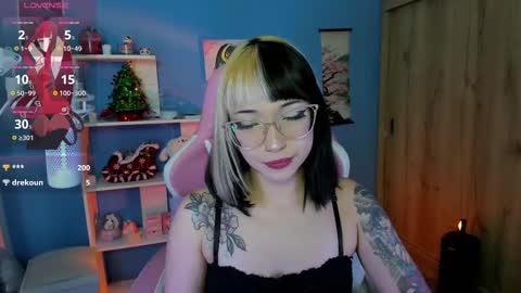 Lenna online show from 02.27.25