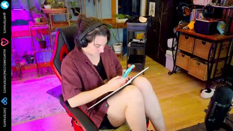 Artie Paints online show from 12.07.24