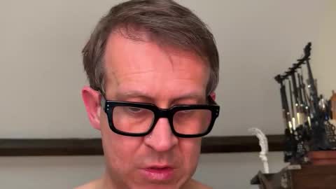 artisterotic online show from 03.31.26