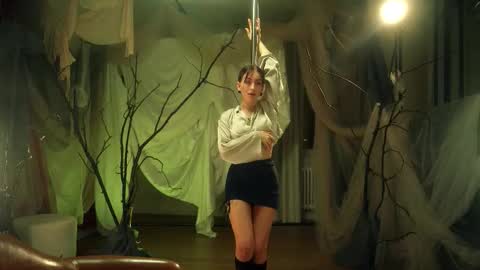 The ticket show has been postponed to Monday tomorrow. Sorry womens day online show from 11.16.25