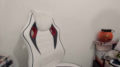 MIA online show from 02.27.25