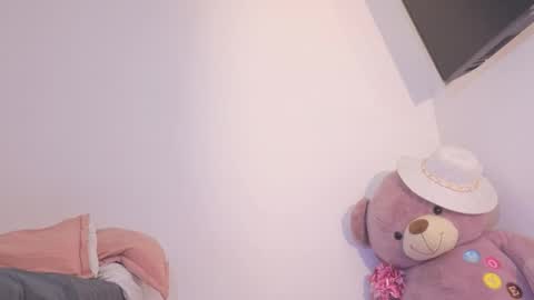 Snapshot of ary1_ chatting on 02.02.26 Ary online show from 02.02.26