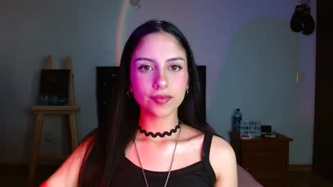   Independent Model online show from 02.18.25